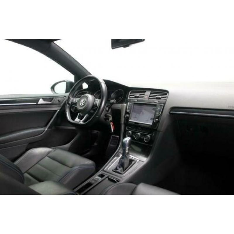 Volkswagen Golf 1.4 TSI 204pk GTE DSG LED Navigatie Parkeers