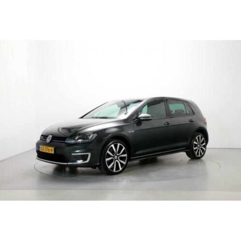 Volkswagen Golf 1.4 TSI 204pk GTE DSG LED Navigatie Parkeers