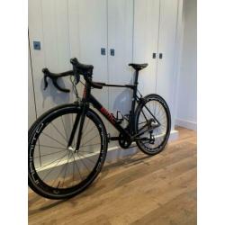 BMC Teammachine ALR01 + infinito carbon wielen
