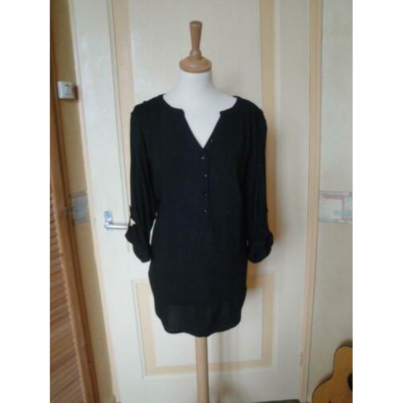 NIEUWSTAAT Zwarte blouse BPC maat L