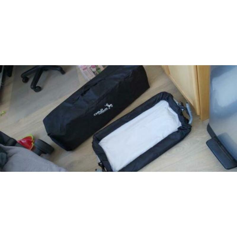 Childwheels campingbed, met commode voor bovenop, horregaas
