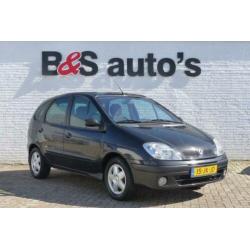 Renault Scénic 2.0-16V Expression TREKHAAK AUTOMAAT RIJD/SCH