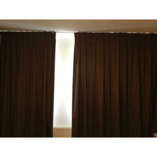 Bruin verduisterend overgordijn 250 cm x 396 cm