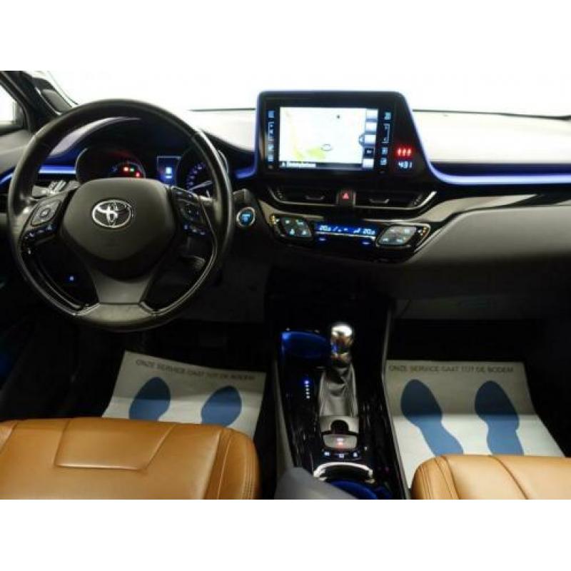 Toyota C-HR 1.8 Hybrid Bi-Tone Plus Autom- Leer, Navi, Xenon