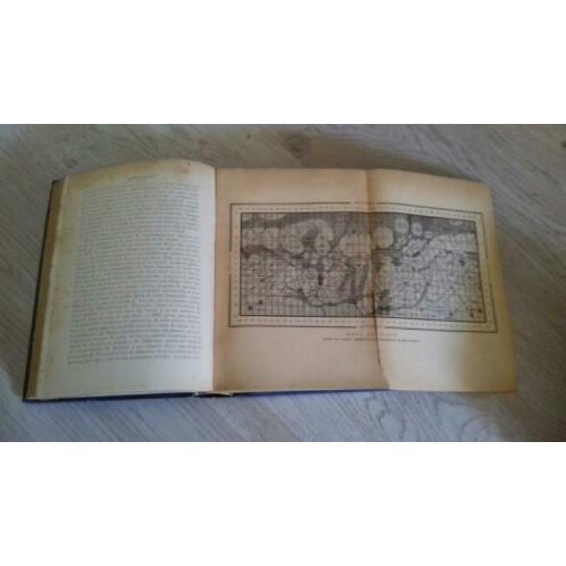 Year 1943 Astronomia Por Jose Comas Sola + Fold out maps