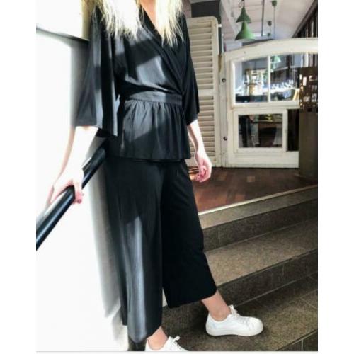 MSCH Copenhagen wrap top, zwart. Maat s/m