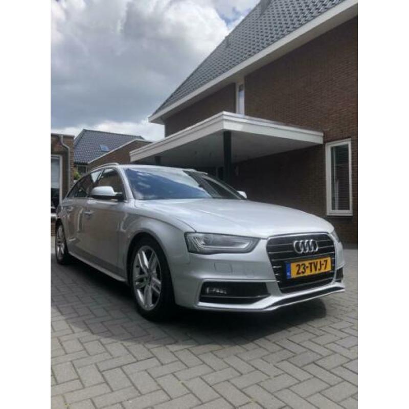 Audi A4 1.8TFSI 125KW Avant Multitr. 2012 Grijs