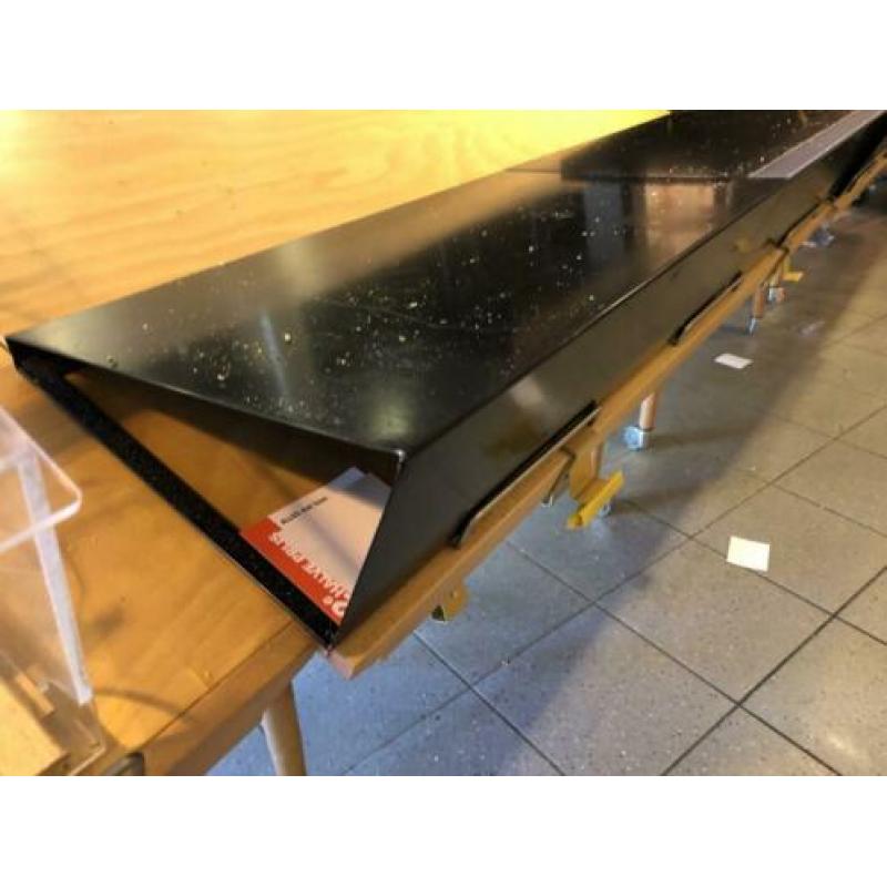 4x Brood Stelling Tafel / Handelshuis Almere #19111