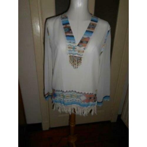 tuniek wit blauw cherry mt L OPRUIMING