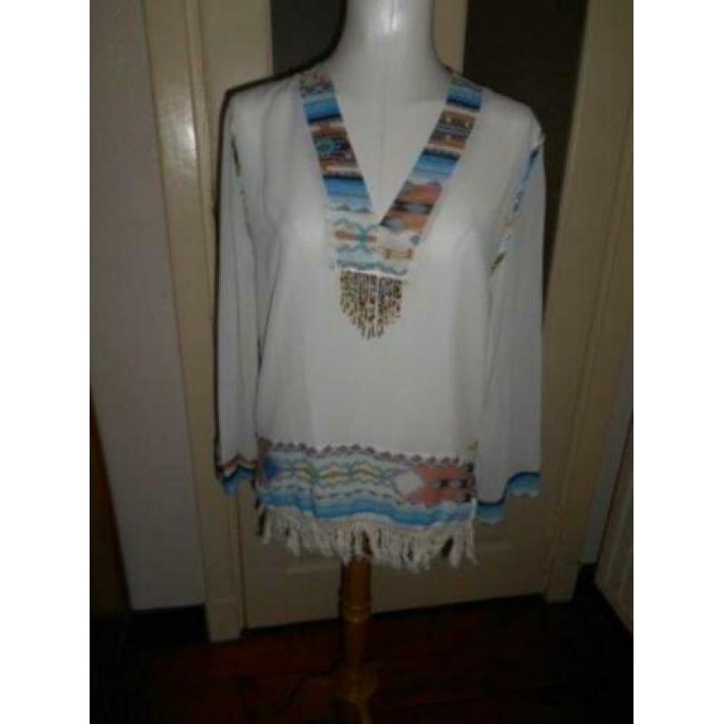 tuniek wit blauw cherry mt L OPRUIMING