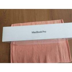 MacBook Pro 13 inch 2019 Space Gray (Nieuw en geseald)