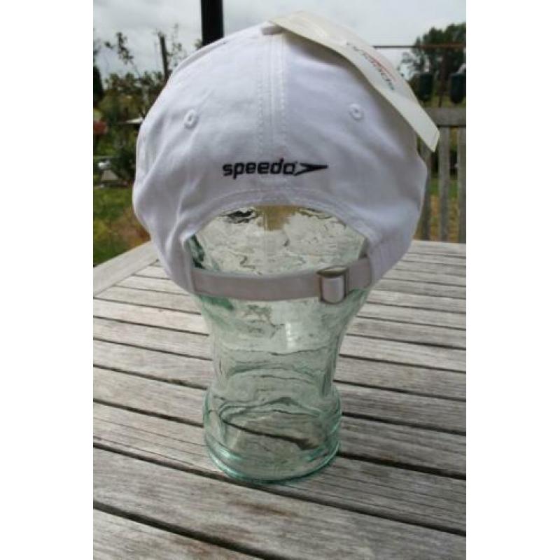Mooie witte nieuwe Speedo cap