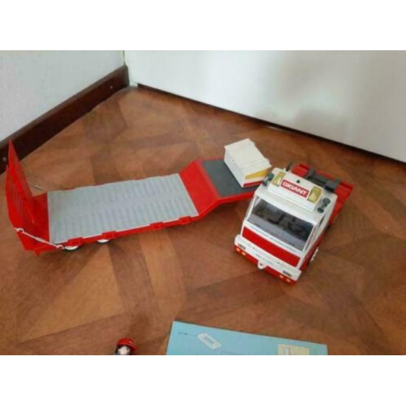 Playmobil 3935 Vrachtwagen met oplegger