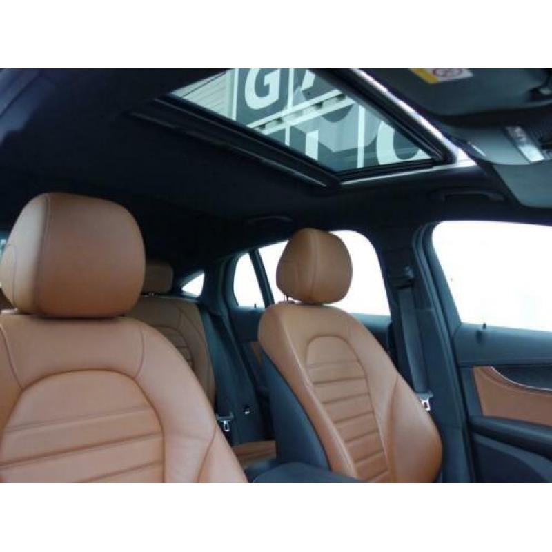 Mercedes-Benz GLC-Klasse Coupé 250 Aut9 AMG-Line Luchtvering