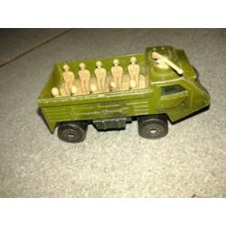 Mooie antieke verschillende originele matchbox legervoertuig