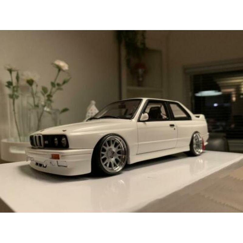 Uniek ! BMW M3 E30 Gr.A pro drive met 18 BBS velgen ! Nieuw