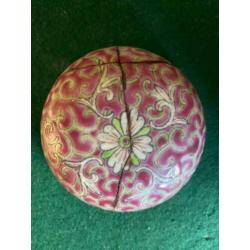 Twee Chinese gemberpotten