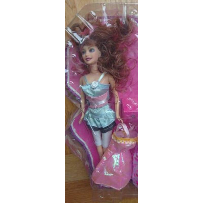 pop Sheila (leuke pop van Barbieformaat)