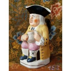 Prachtige grote antieke Tobyjug van Staffordshire porselein.