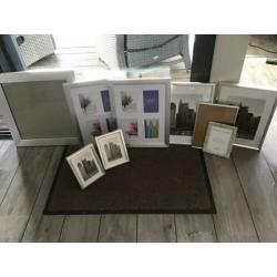 Te koop 18 fotolijsten