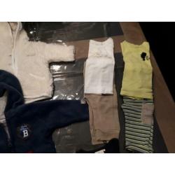 Pakket jongens kleding. Maat 50/56