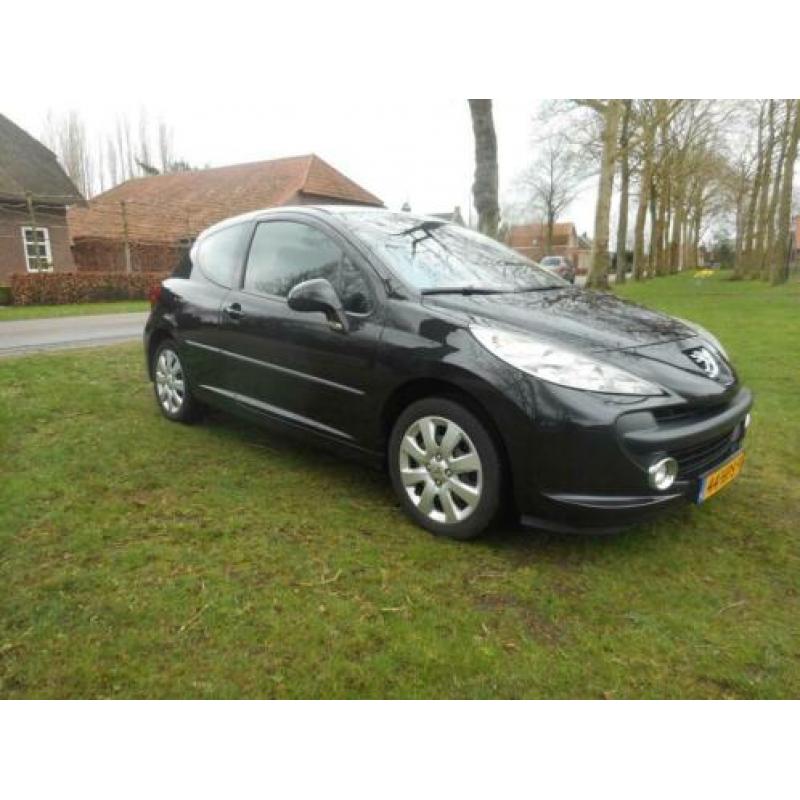 Peugeot 207 1.6 VTi Look Clima/ Cruise control/ Km's NAP!