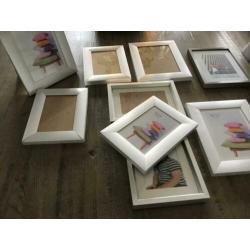 Te koop 18 fotolijsten