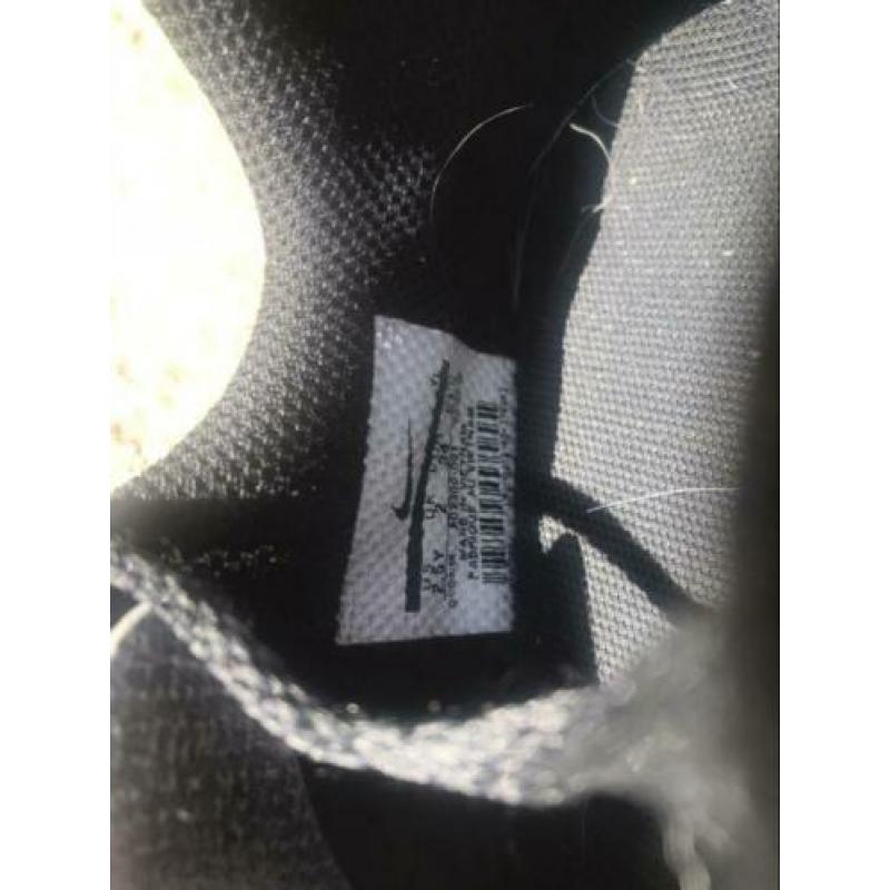 Voetbalschoenen Nike maat 34
