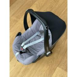 Maxi cosi Pebble grijs + isofix Familyfix