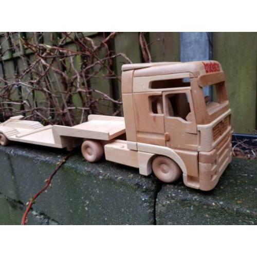 Woodmodel WSI MAN met dieplader