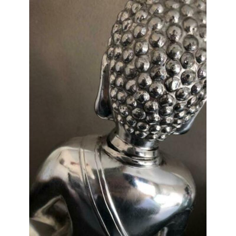 T.E.A.B. // Zilver buddha beeld