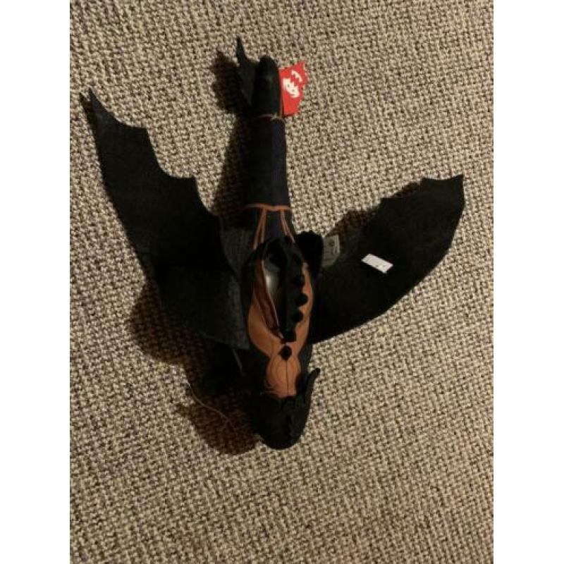 Hoe tem je een draak knuffel