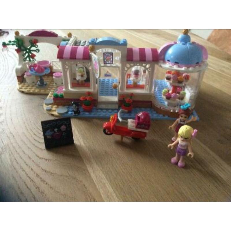Cupcake store van Lego Friends