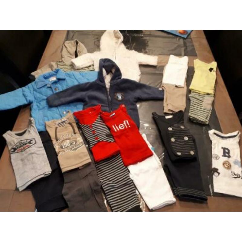 Pakket jongens kleding. Maat 50/56