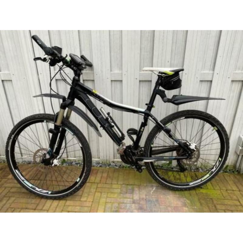 Mooie Cube Access WLS SI dames mountainbike.