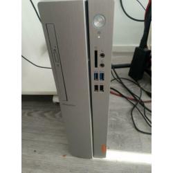Lenevo computer + scherm + toetsenbord en muis