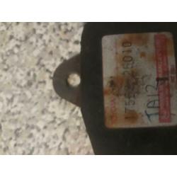 uitlaatsteunen toyota carina TA12