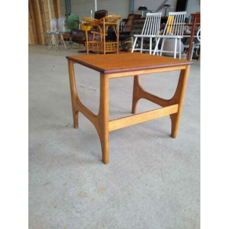 Vintage mid century bijzettafel