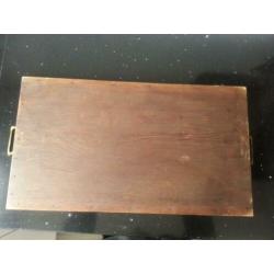 Brocante eiken dienblad met koperen handvatten fifties