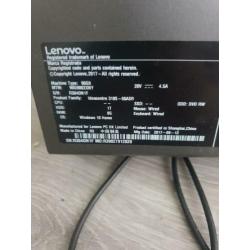 Lenevo computer + scherm + toetsenbord en muis