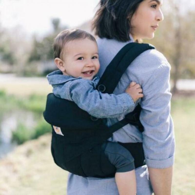 Ergobaby 360 - draagzak incl baby verkleiner (black)