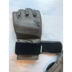 Hayabusa Kanpeki T3 4oz MMA Gloves/Handschoen Maat S NIEUW