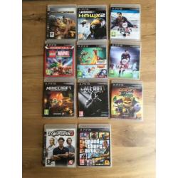 PS3 met 3 controllers en games