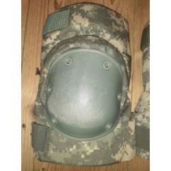Kniebeschermers digital camo US Army(2)