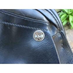 Dressuurzadel KN symphonie MK2 45, 17 inch (gebruikt)