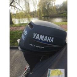 Prachtige sloep (met schade)