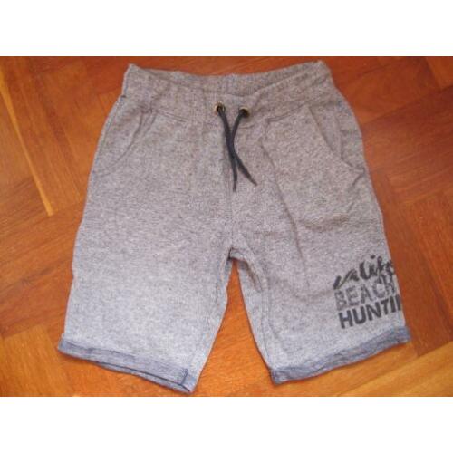Korte broek sweatstof maat 152