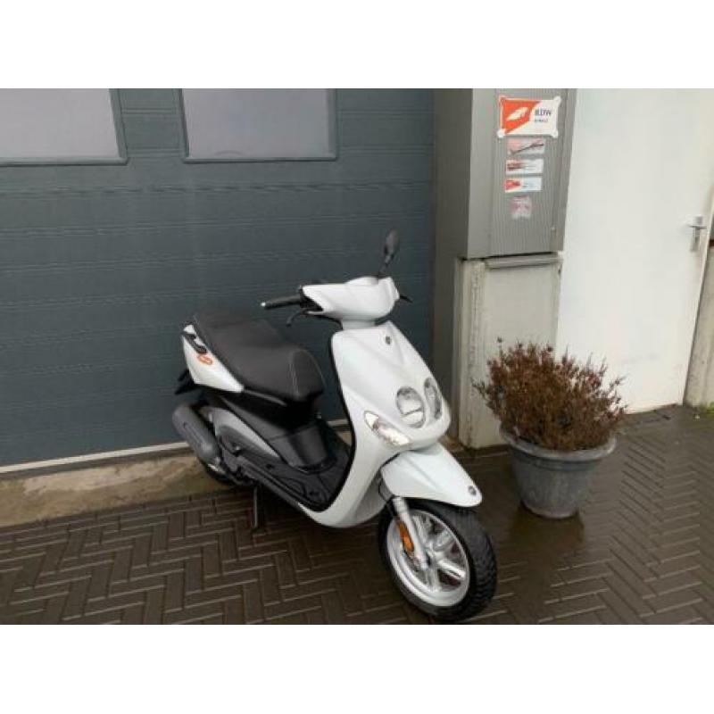Orginele Yamaha Neos 45Km/h Uitvoering Watergekoelde 4Takt!!