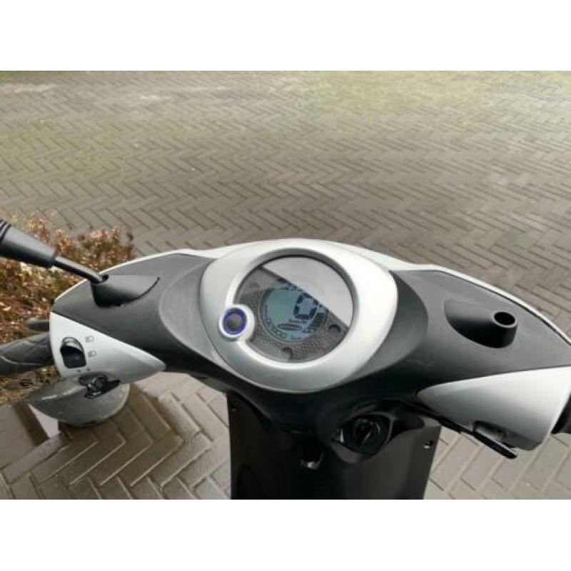 Orginele Yamaha Neos 45Km/h Uitvoering Watergekoelde 4Takt!!