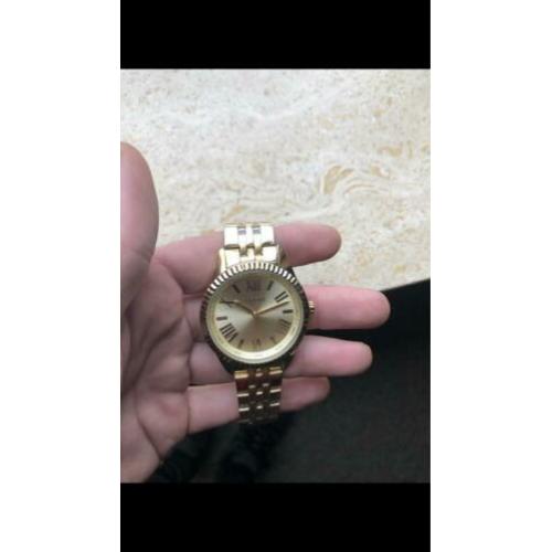 nieuw vrouwen horloge koopje lees beschrijving